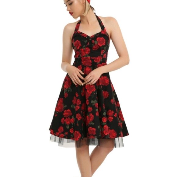 Hot Topic Black Floral Halter Dress NWT Size XL Red Roses Pockets Pinup - Picture 1 of 15